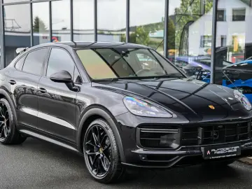 PORSCHE Cayenne Turbo GT Coupe  Rear Entertainment !