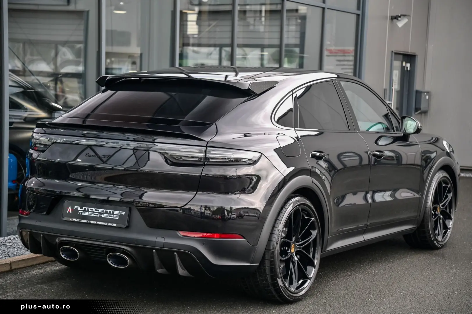 PORSCHE Cayenne Turbo GT Coupe  Rear Entertainment !