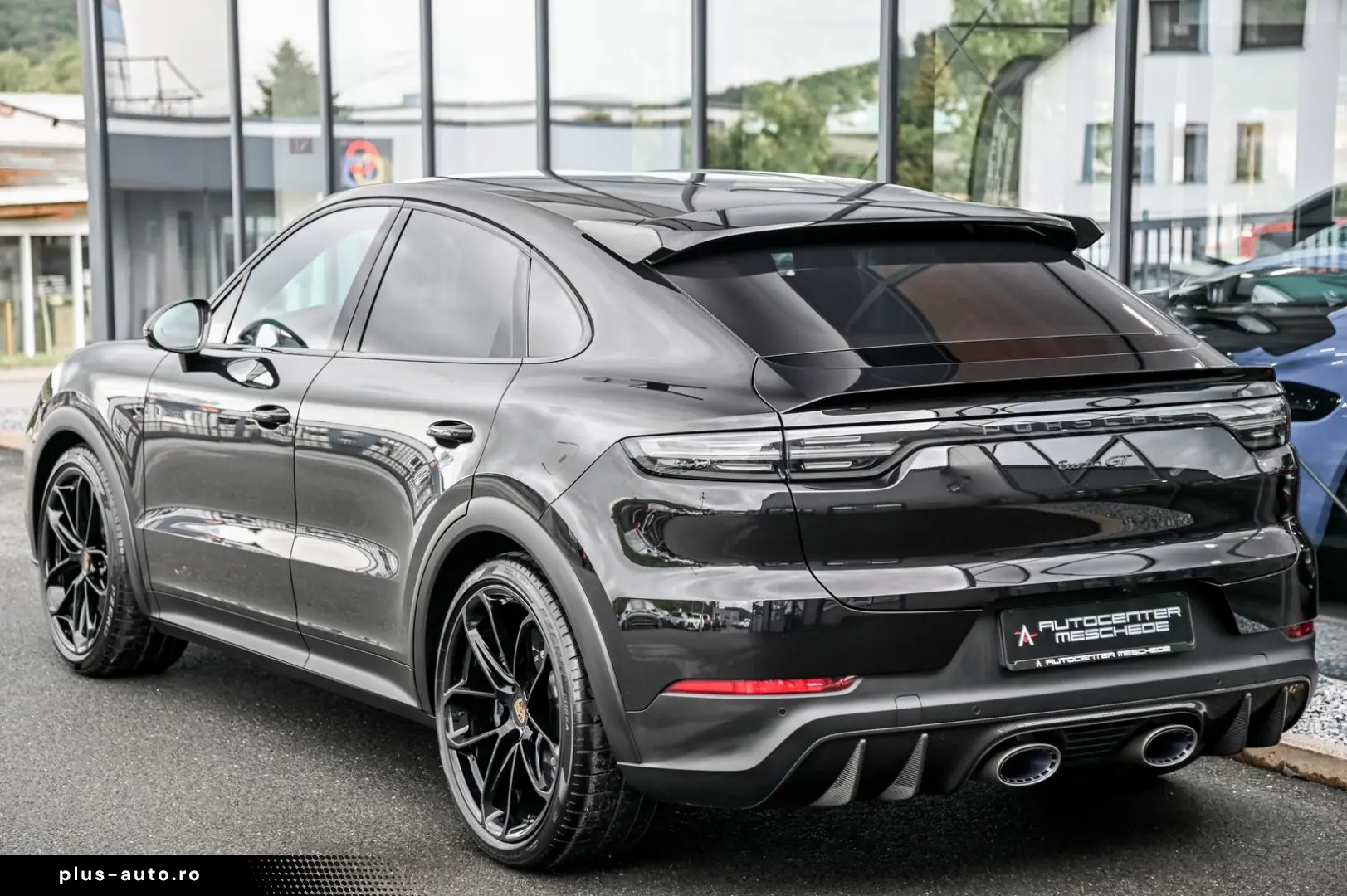 PORSCHE Cayenne Turbo GT Coupe  Rear Entertainment !