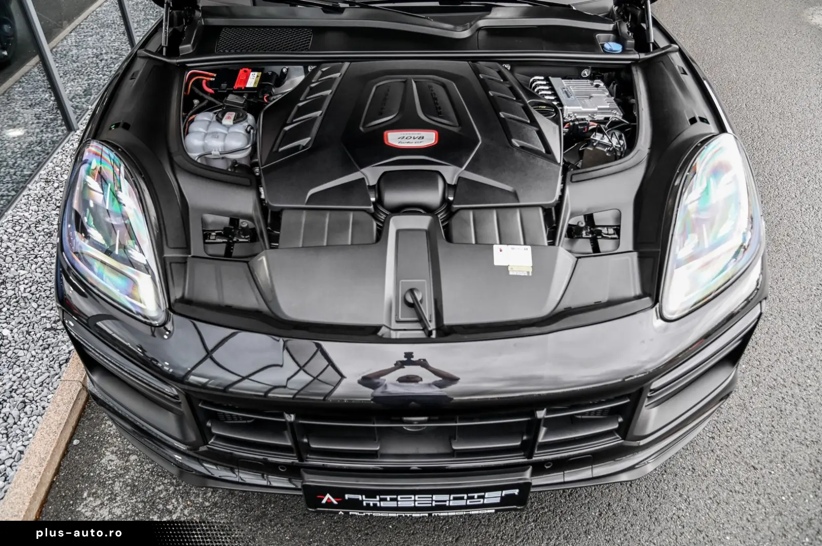 PORSCHE Cayenne Turbo GT Coupe  Rear Entertainment !