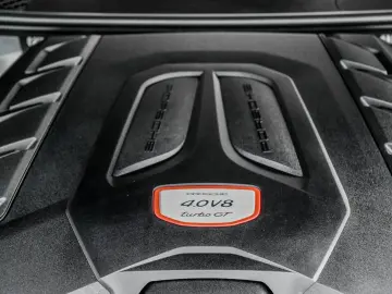 PORSCHE Cayenne Turbo GT Coupe  Rear Entertainment !