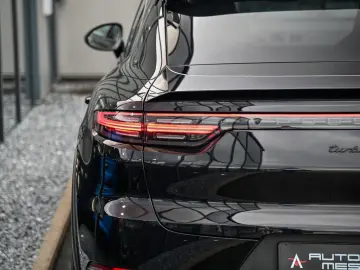 PORSCHE Cayenne Turbo GT Coupe  Rear Entertainment !