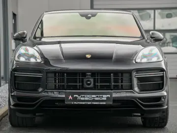 PORSCHE Cayenne Turbo GT Coupe  Rear Entertainment !