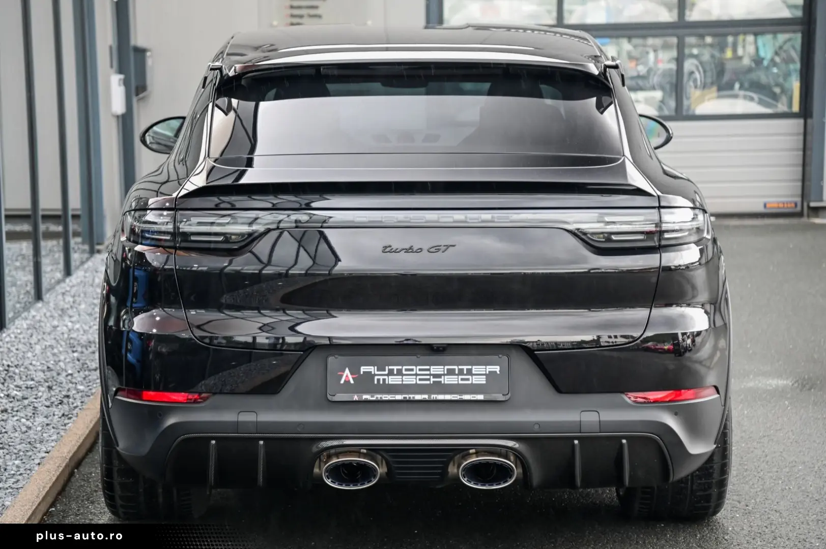 PORSCHE Cayenne Turbo GT Coupe  Rear Entertainment !