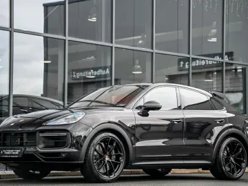 PORSCHE Cayenne Turbo GT Coupe  Rear Entertainment !