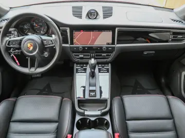 PORSCHE Macan GTS  Leder-Paket  Luft  Pano  AHK  21 Zoll