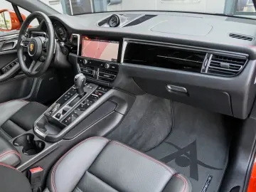 PORSCHE Macan GTS  Leder-Paket  Luft  Pano  AHK  21 Zoll