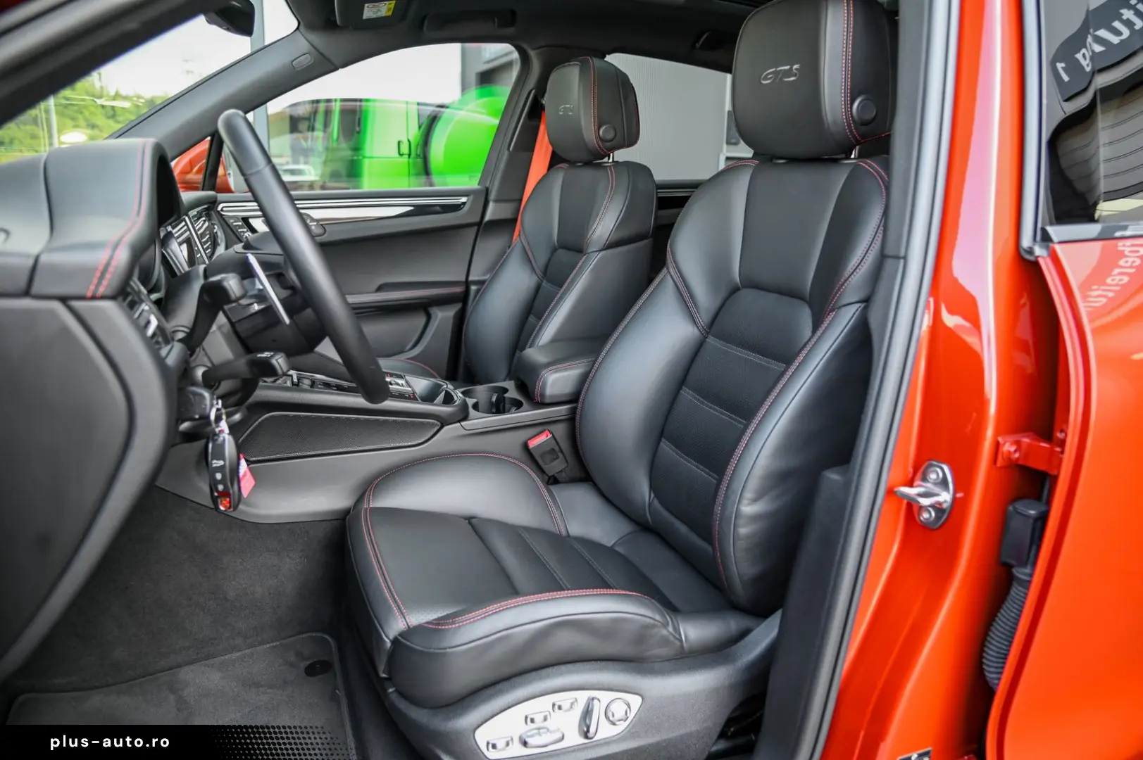 PORSCHE Macan GTS  Leder-Paket  Luft  Pano  AHK  21 Zoll