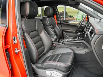PORSCHE Macan GTS  Leder-Paket  Luft  Pano  AHK  21 Zoll