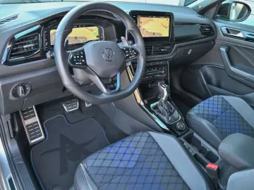 VW T-Roc R 4Motion DSG Pano  AHK  Akrapovic  19