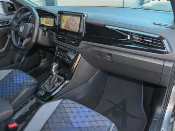 VW T-Roc R 4Motion DSG Pano  AHK  Akrapovic  19