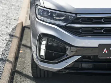 VW T-Roc R 4Motion DSG Pano  AHK  Akrapovic  19