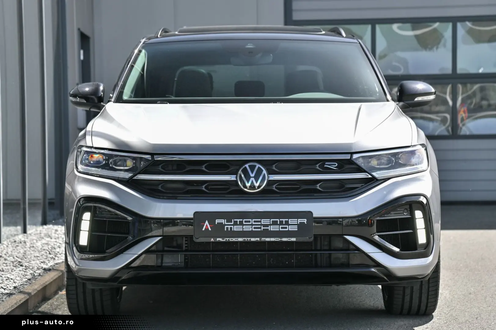 VW T-Roc R 4Motion DSG Pano  AHK  Akrapovic  19