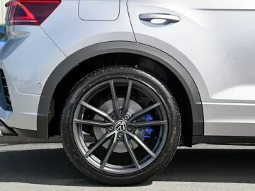 VW T-Roc R 4Motion DSG Pano  AHK  Akrapovic  19