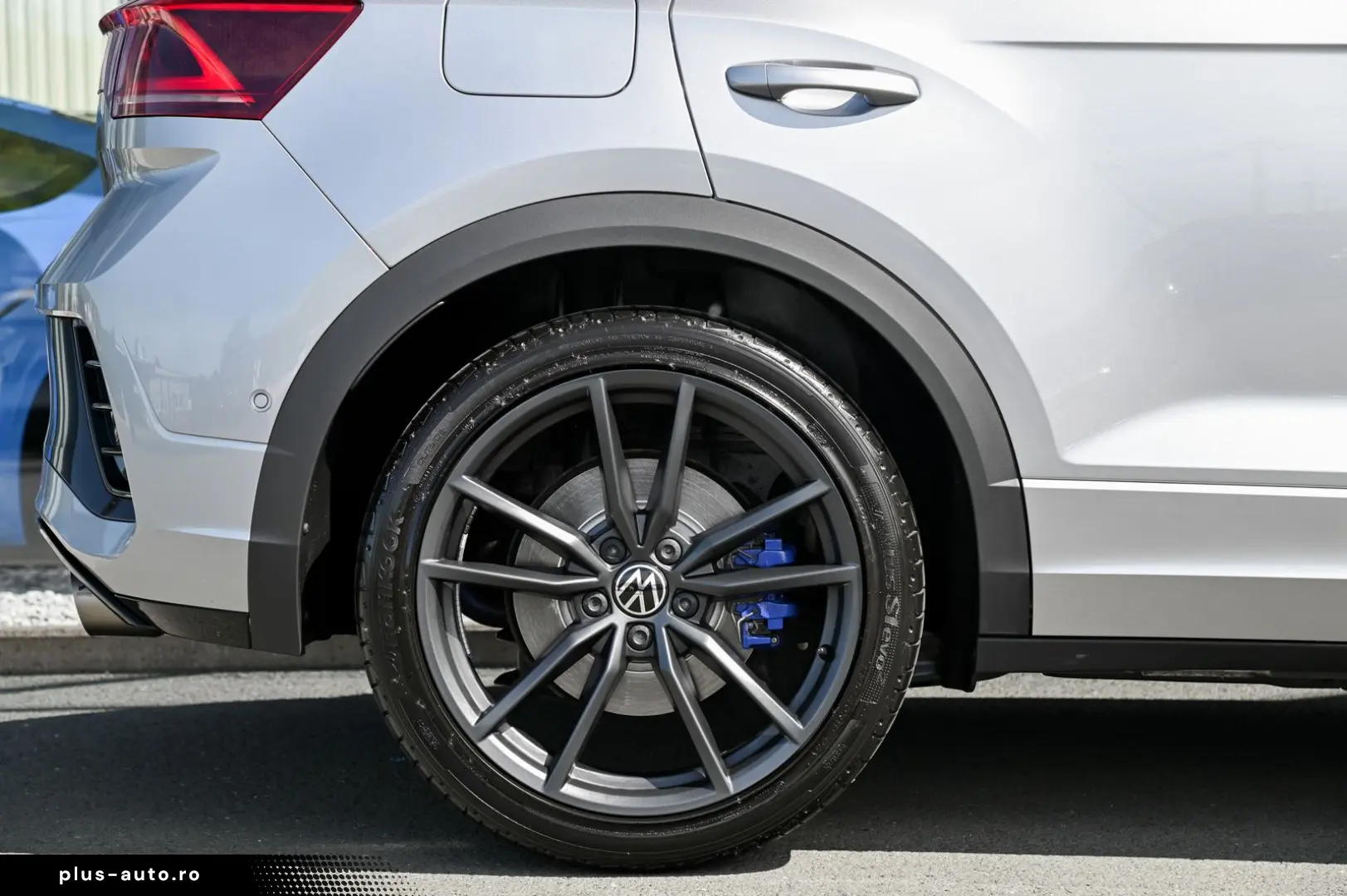 VW T-Roc R 4Motion DSG Pano  AHK  Akrapovic  19