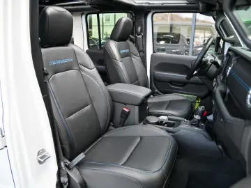 JEEP Wrangler Plug-In Hybrid Rubicon 4xe  AEV 2 5  !