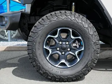 JEEP Wrangler Plug-In Hybrid Rubicon 4xe  AEV 2 5  !