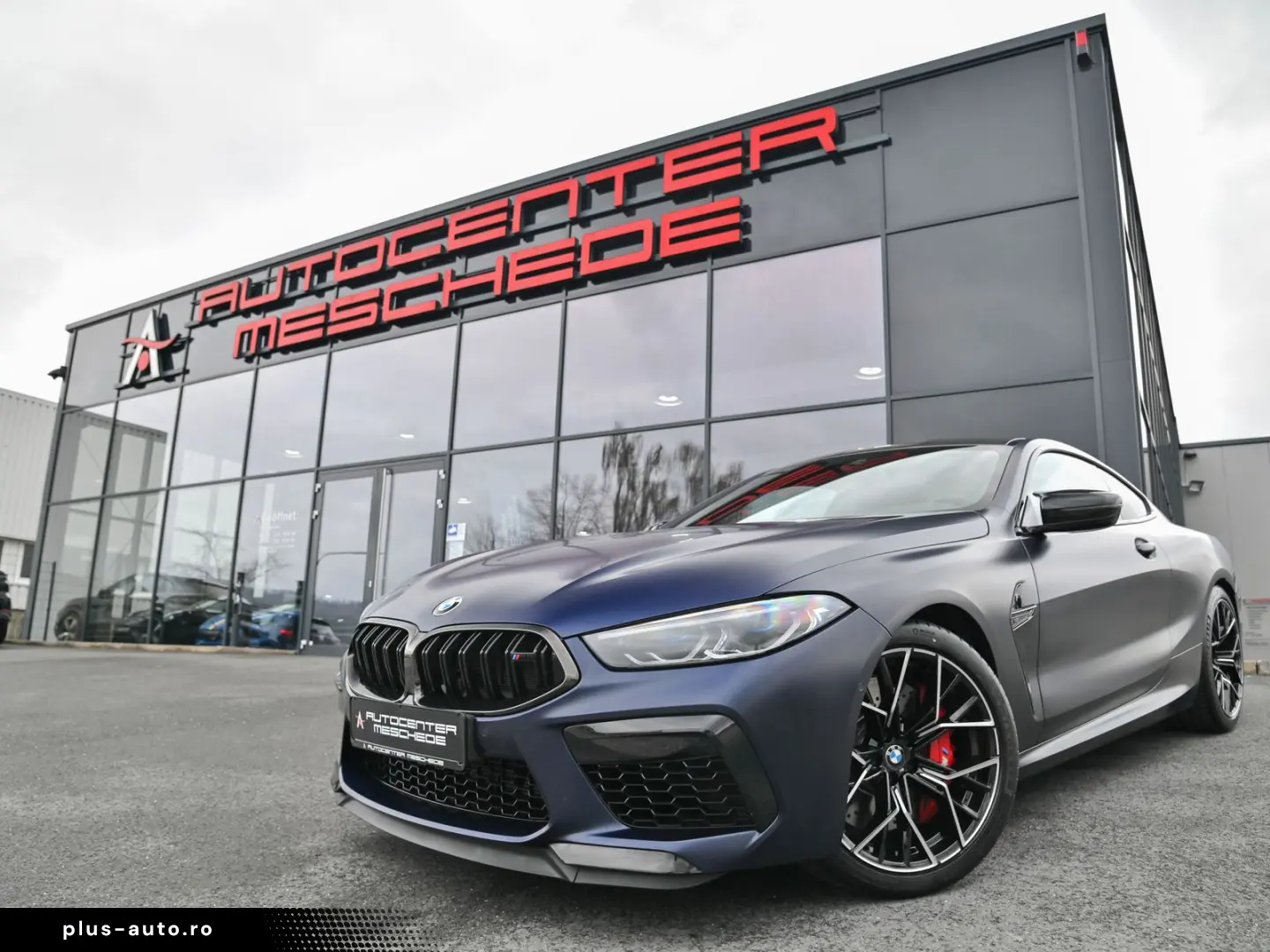 BMW M8 Competition Coupe Frozen Blue  erst 8.834 km