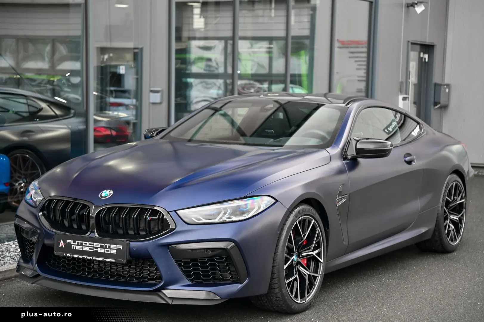 BMW M8 Competition Coupe Frozen Blue  erst 8.834 km