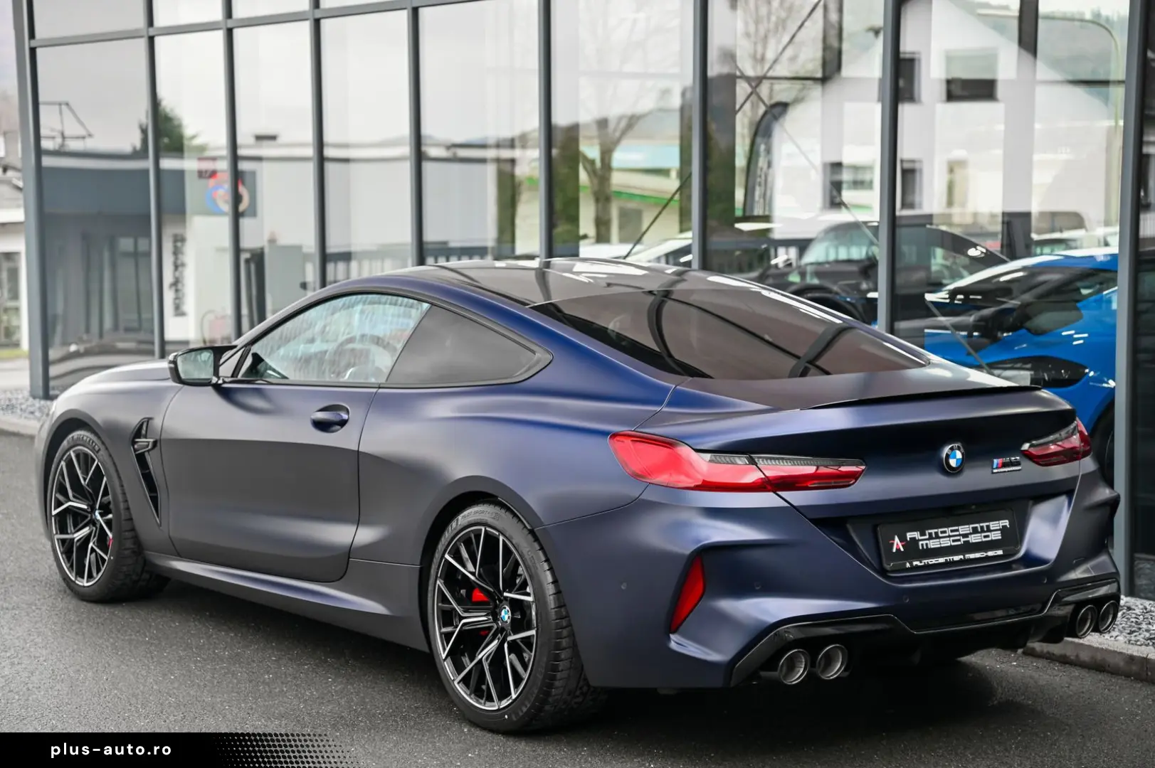 BMW M8 Competition Coupe Frozen Blue  erst 8.834 km