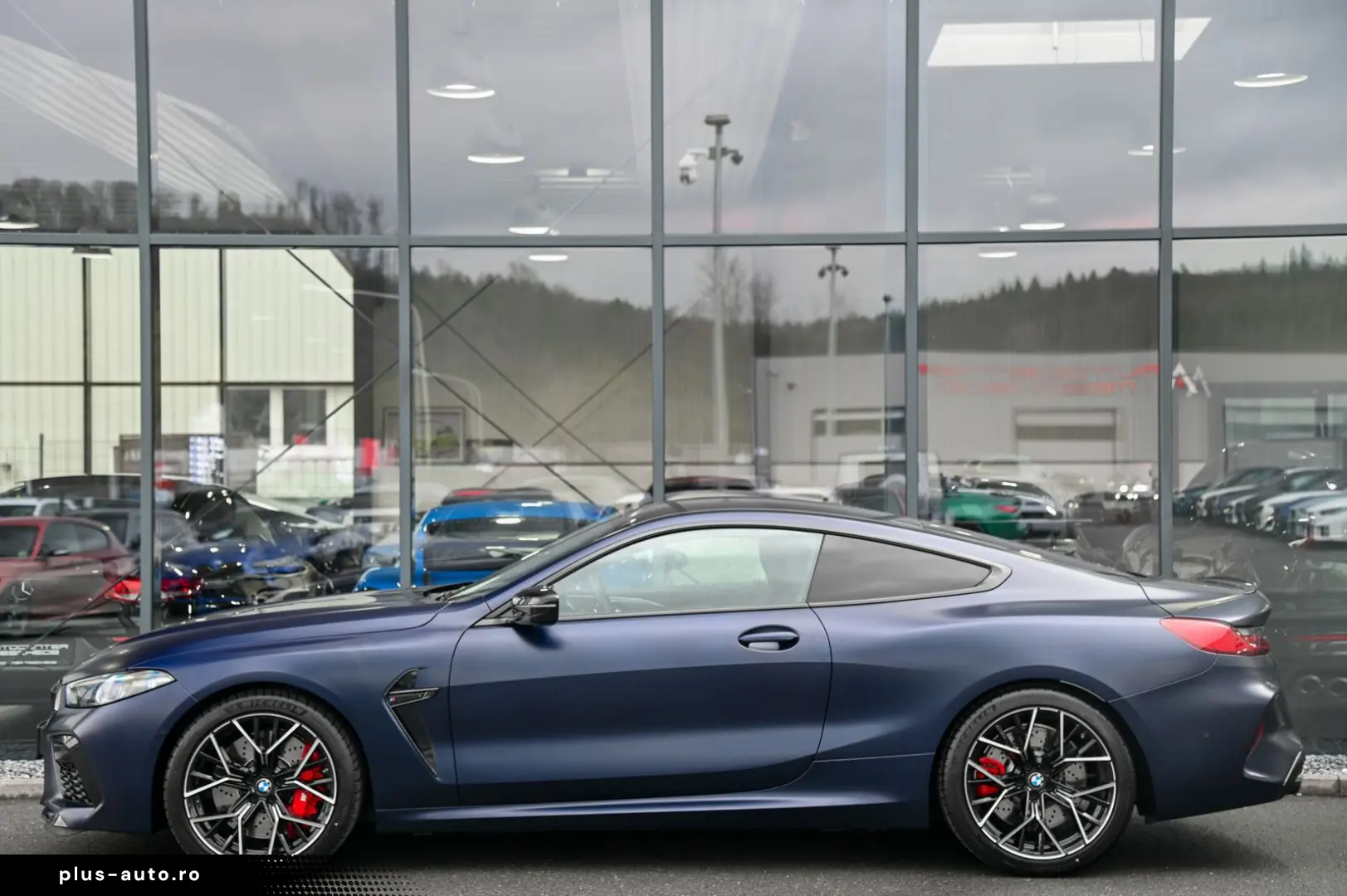 BMW M8 Competition Coupe Frozen Blue  erst 8.834 km