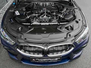 BMW M8 Competition Coupe Frozen Blue  erst 8.834 km