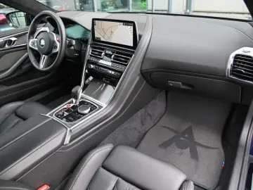 BMW M8 Competition Coupe Frozen Blue  erst 8.834 km