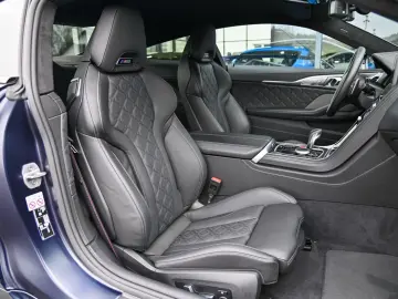 BMW M8 Competition Coupe Frozen Blue  erst 8.834 km