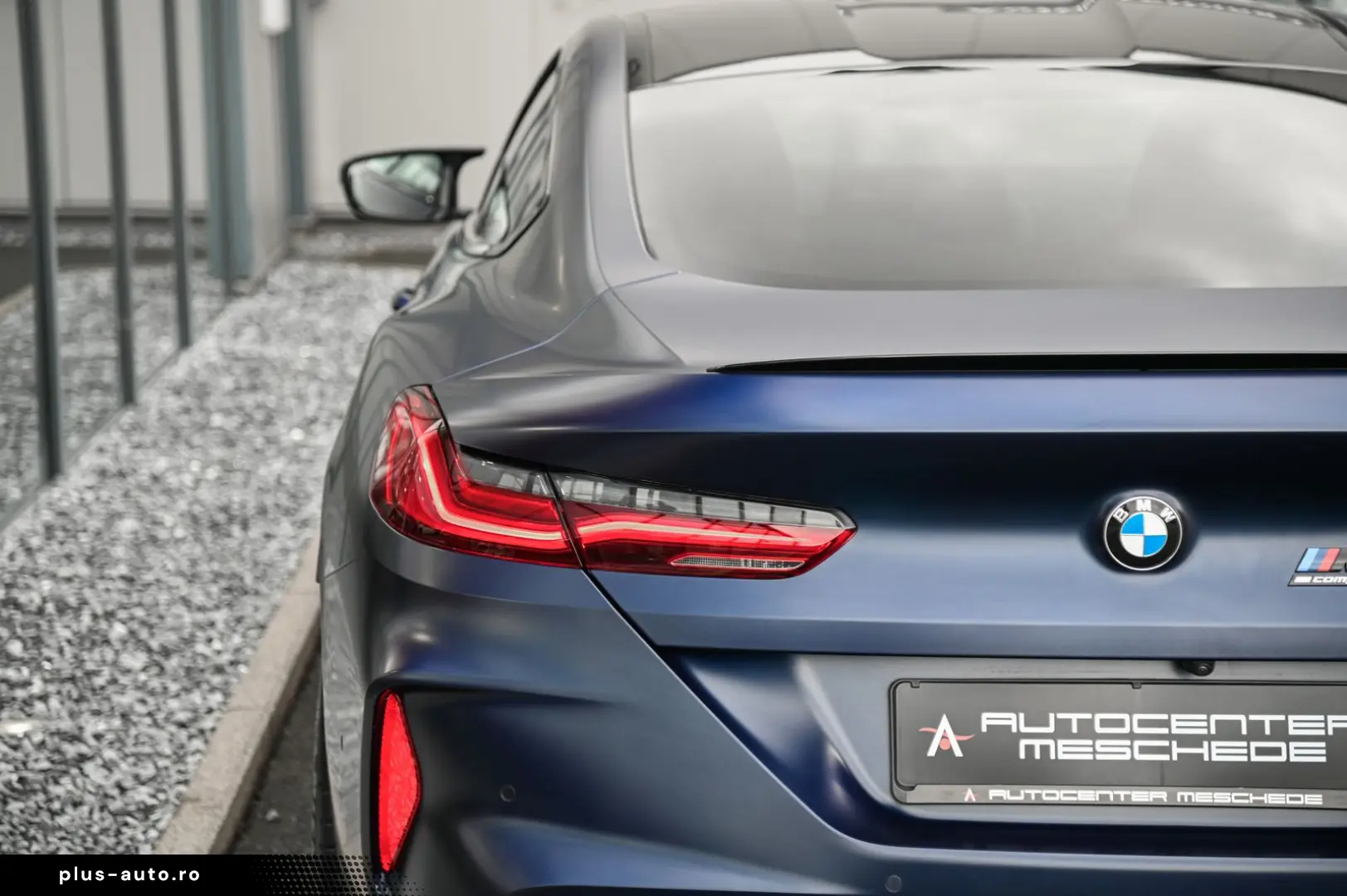 BMW M8 Competition Coupe Frozen Blue  erst 8.834 km