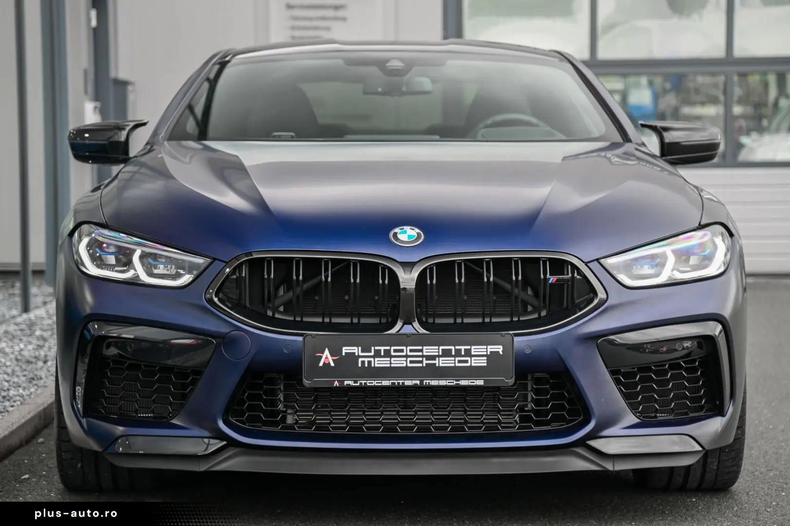 BMW M8 Competition Coupe Frozen Blue  erst 8.834 km