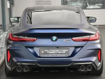 BMW M8 Competition Coupe Frozen Blue  erst 8.834 km