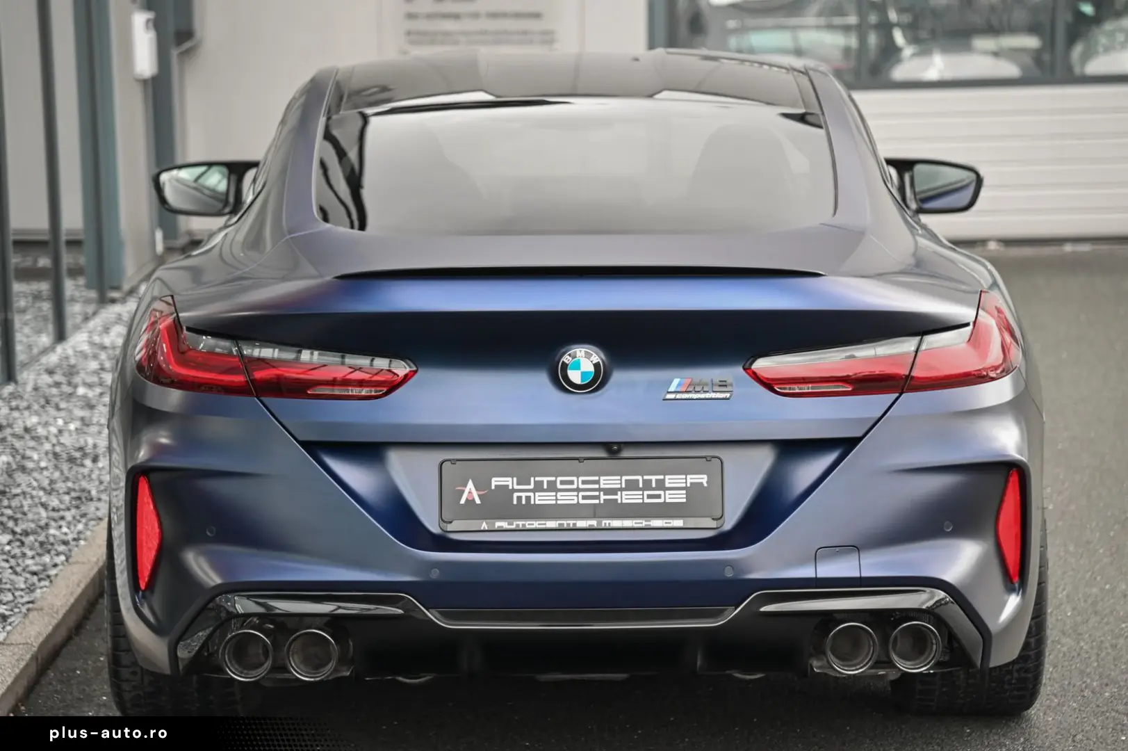 BMW M8 Competition Coupe Frozen Blue  erst 8.834 km