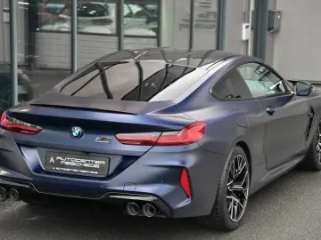 BMW M8 Competition Coupe Frozen Blue  erst 8.834 km