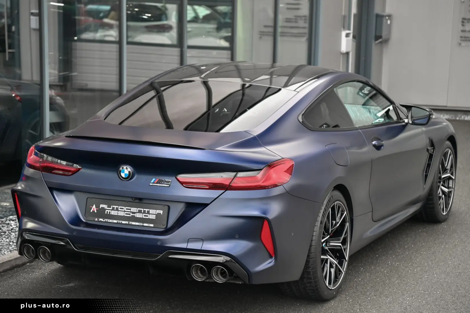 BMW M8 Competition Coupe Frozen Blue  erst 8.834 km