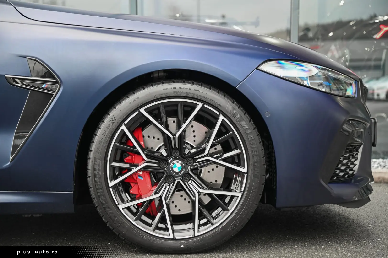 BMW M8 Competition Coupe Frozen Blue  erst 8.834 km
