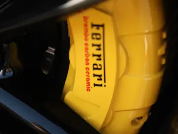 FERRARI 296 GTS Lift LED Carbon Lenkrad Hifi Premium