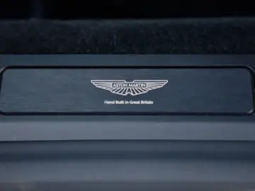 ASTON MARTIN V8 Vantage 4.0 V8 Facelift 2x Black Pac&hellip;
