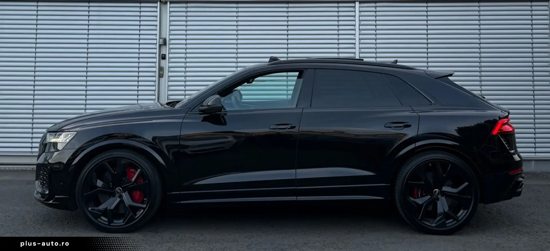 AUDI RSQ8 Quattro EXLUSIVE DYNAMIC KERAMIK 1.HD HUD