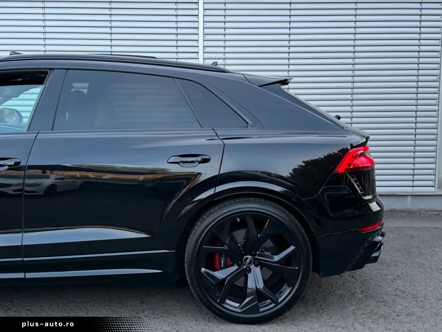AUDI RSQ8 Quattro EXLUSIVE DYNAMIC KERAMIK 1.HD HUD