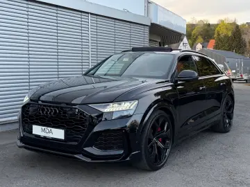 AUDI RSQ8 Quattro EXLUSIVE DYNAMIC KERAMIK 1.HD HUD