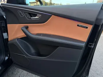 AUDI RSQ8 Quattro EXLUSIVE DYNAMIC KERAMIK 1.HD HUD