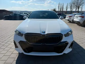 BMW 540d xDrive M PRO HUD AHK PANO STHZ AKTIVSITZ 20