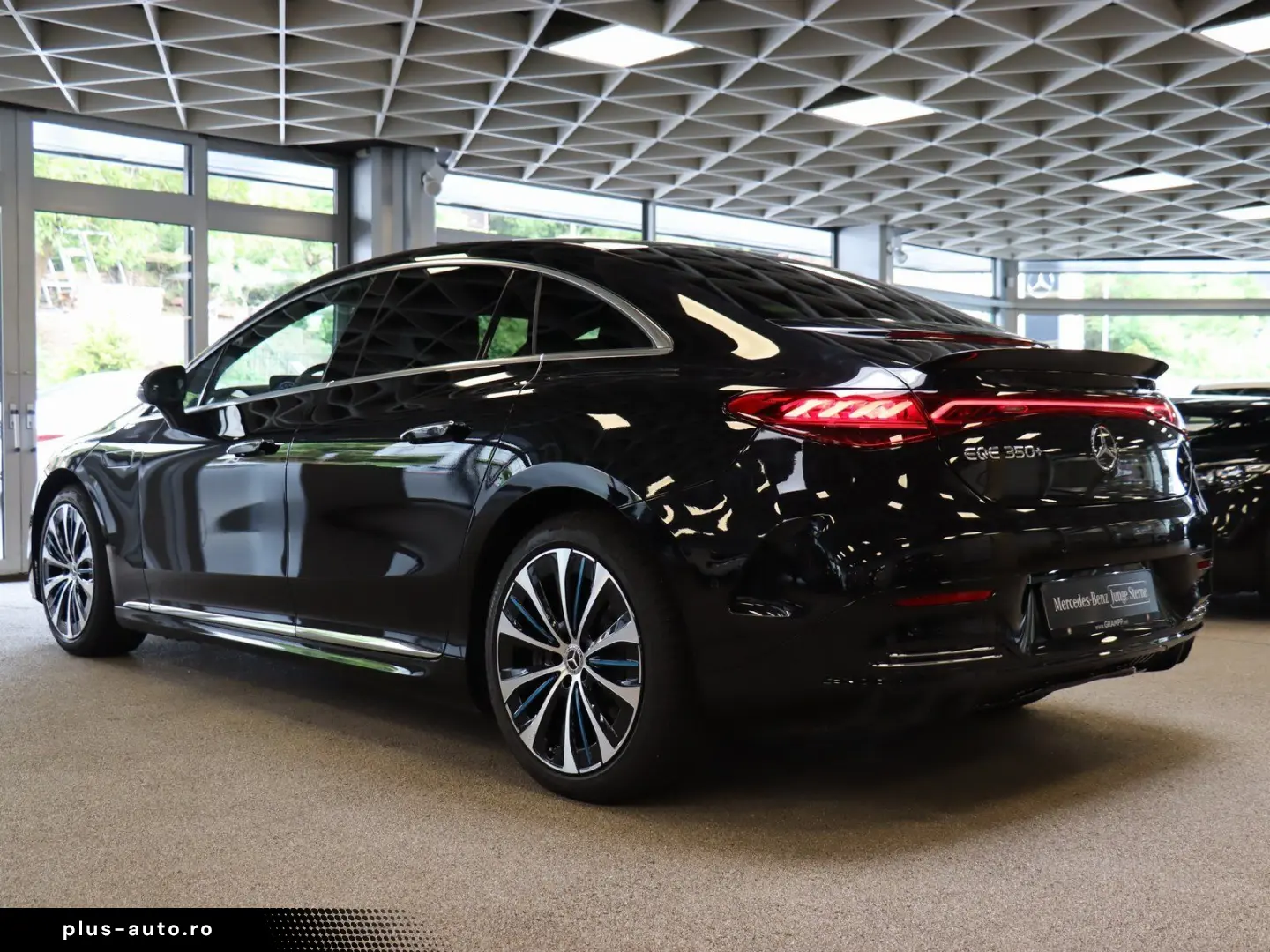 MERCEDES-BENZ EQE 350  AMG Advanced-Plus Airmatic Pano HAL