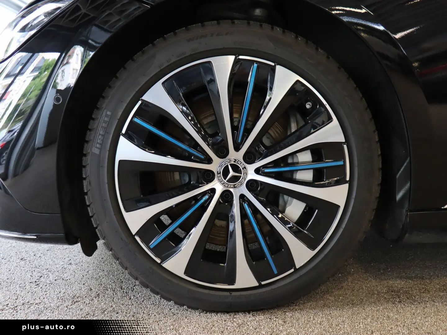 MERCEDES-BENZ EQE 350  AMG Advanced-Plus Airmatic Pano HAL