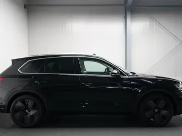 VW Touareg 3.0TDI 4M Elegance PANO 360 LUFT SOFT