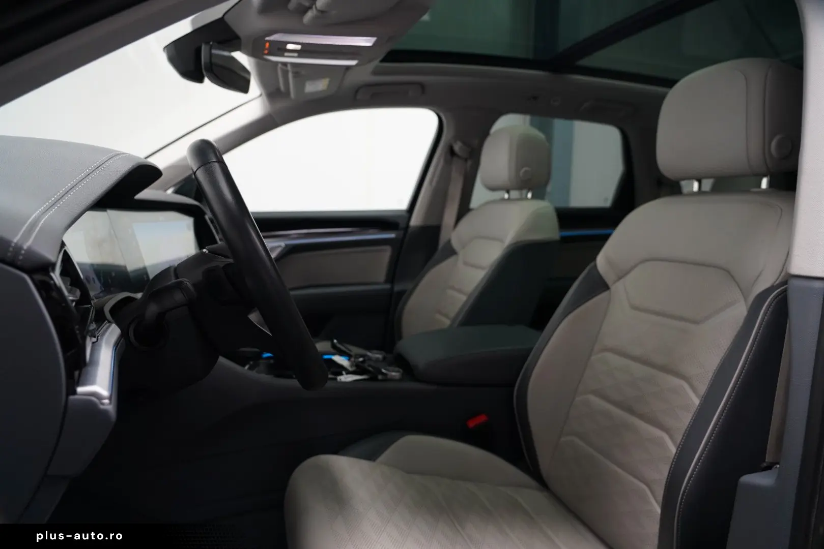 VW Touareg 3.0TDI 4M Elegance PANO 360 LUFT SOFT