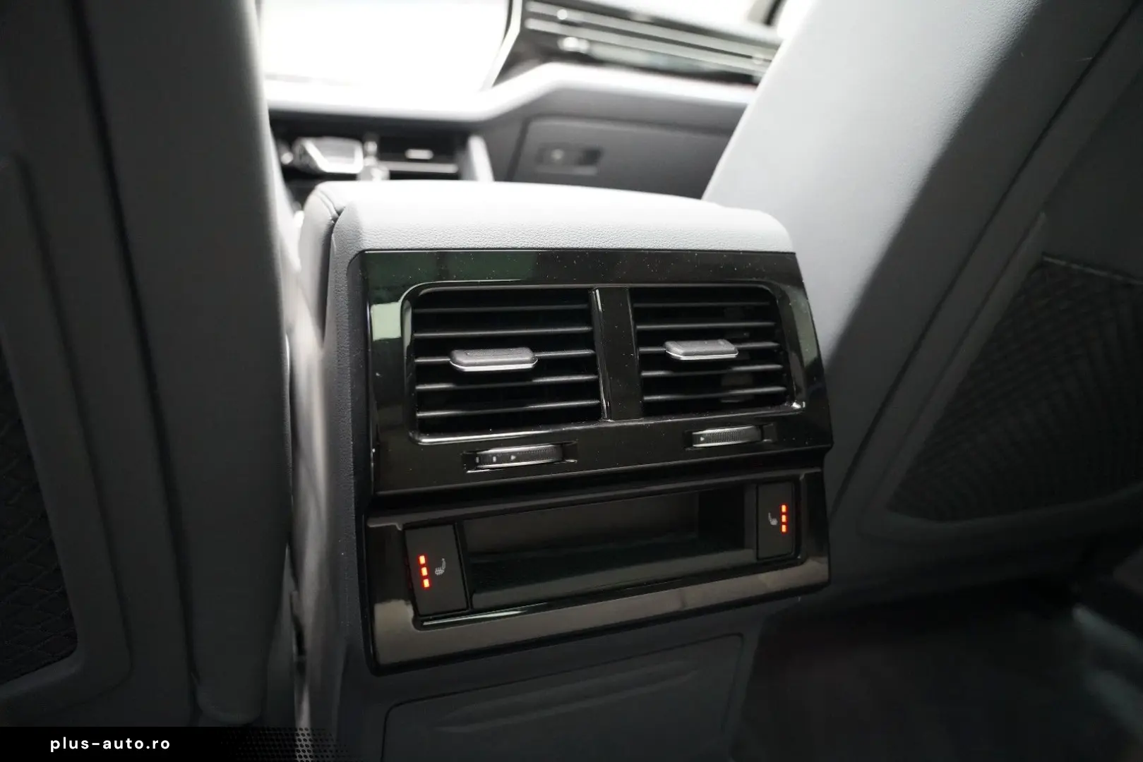 VW Touareg 3.0TDI 4M Elegance PANO 360 LUFT SOFT