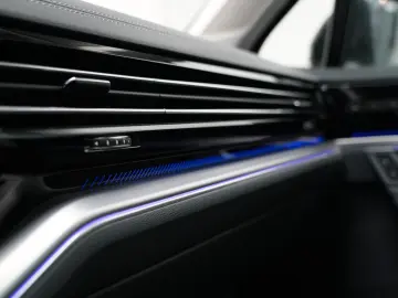 VW Touareg 3.0TDI 4M Elegance PANO 360 LUFT SOFT