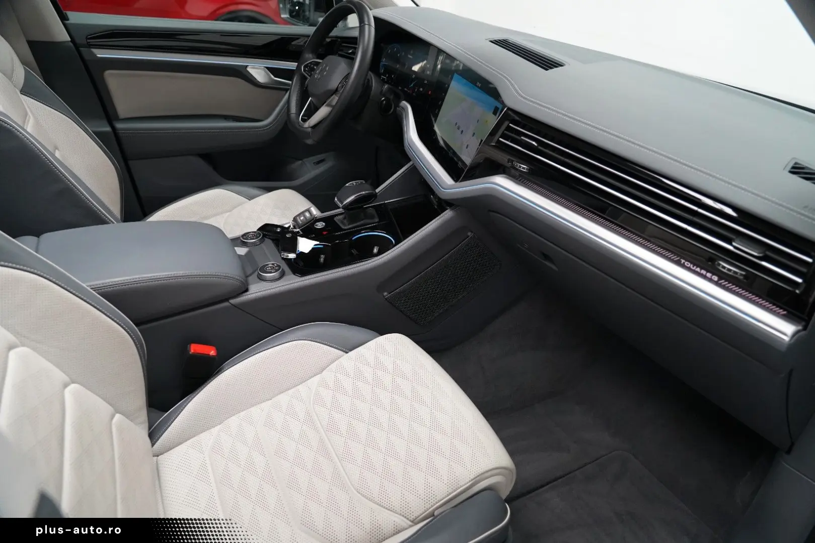 VW Touareg 3.0TDI 4M Elegance PANO 360 LUFT SOFT