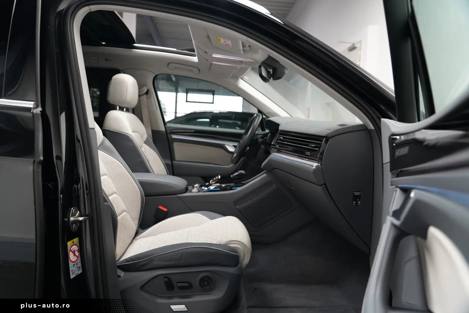 VW Touareg 3.0TDI 4M Elegance PANO 360 LUFT SOFT